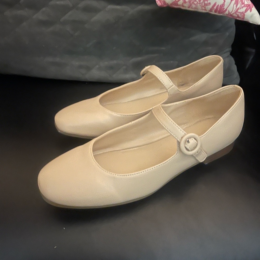 Marc Fisher Elegant Cream Mary Jane Flats